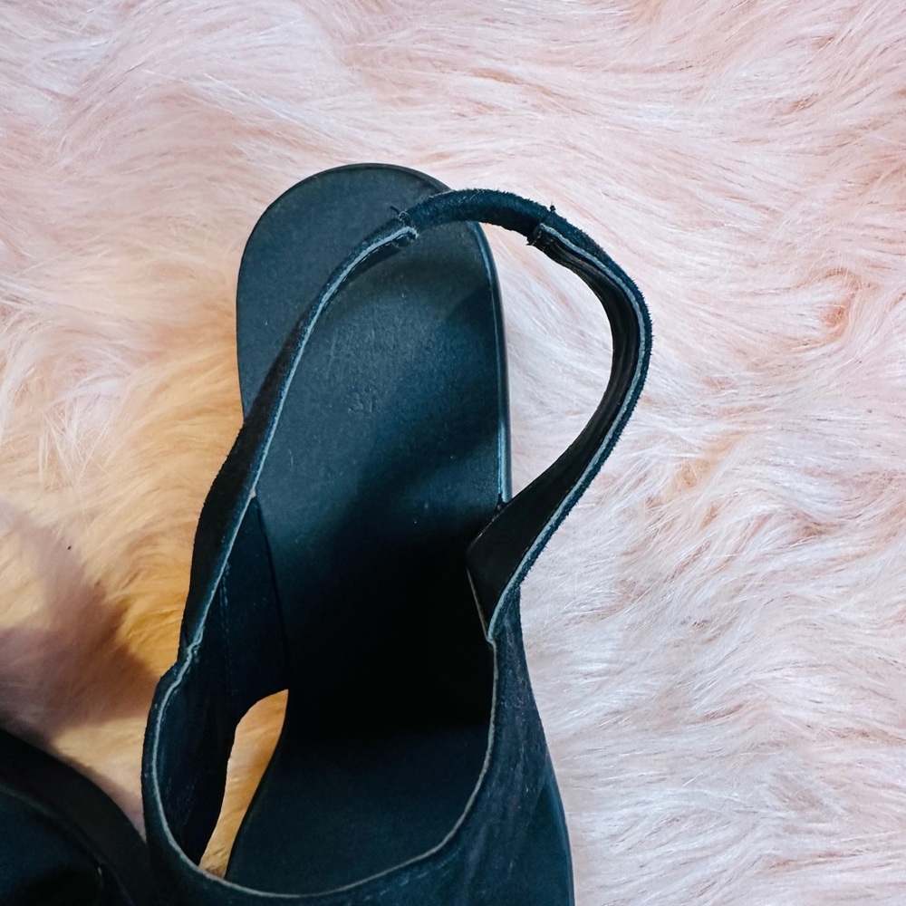 HM SANDALS - Picture 4 of 4